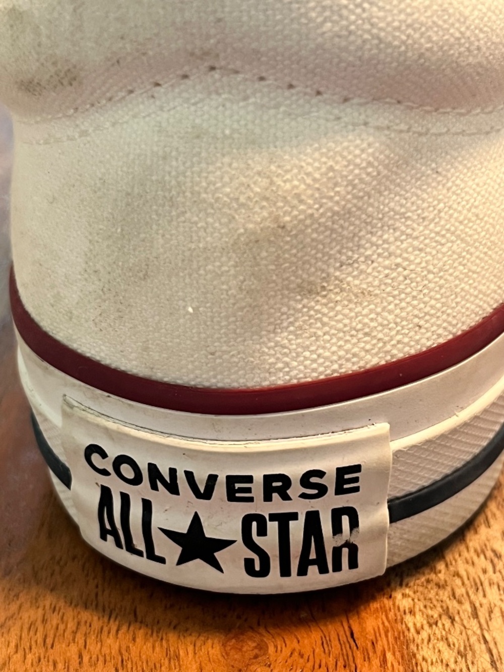 Converse-Women's White Low- Top Sneaker- Size 8 - Picture 6 of 10